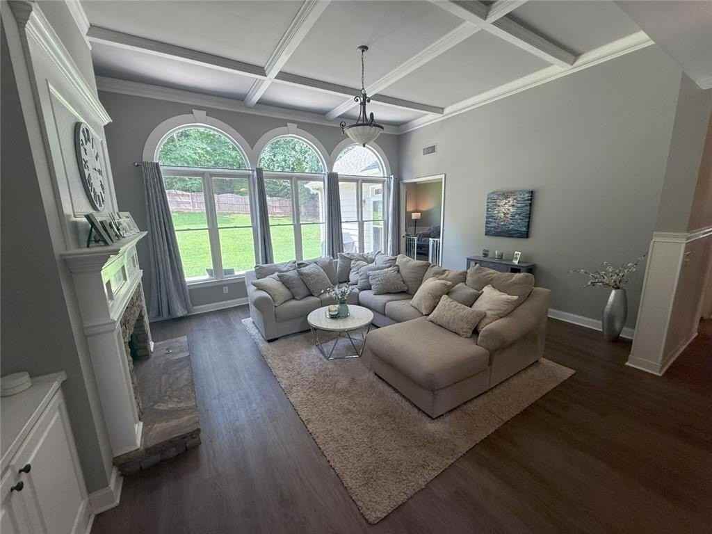 225 Crown Vetch Ln - Photo 5 of 46