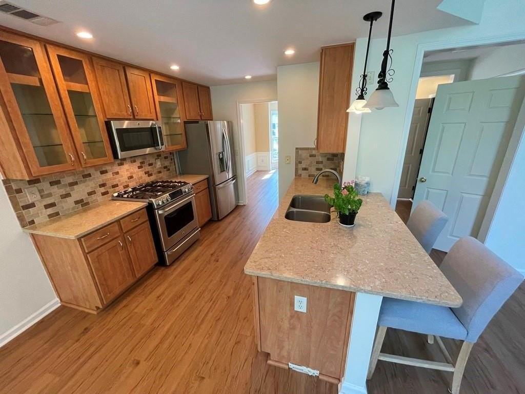 13580 Weycroft Cir - Photo 5 of 35