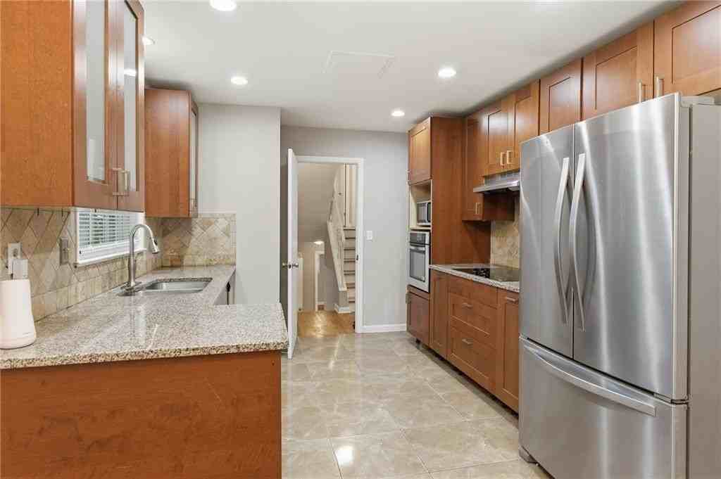 4411 Langdon Dr - Photo 7 of 34