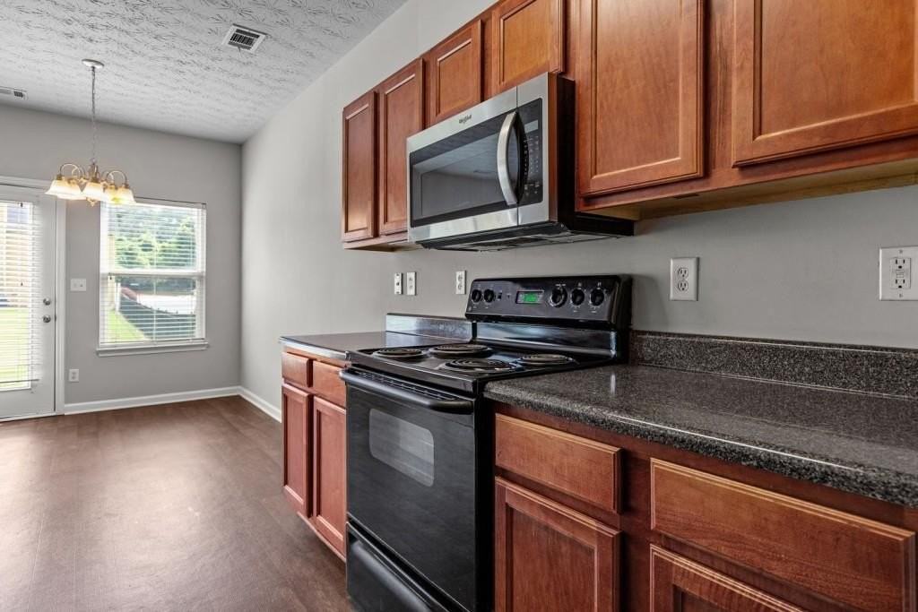 45 Providence Oak Ct - Photo 7 of 28