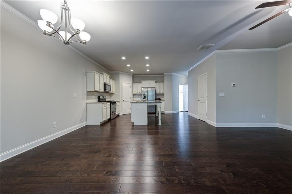 2039 Teagen Ct - Photo 4 of 18