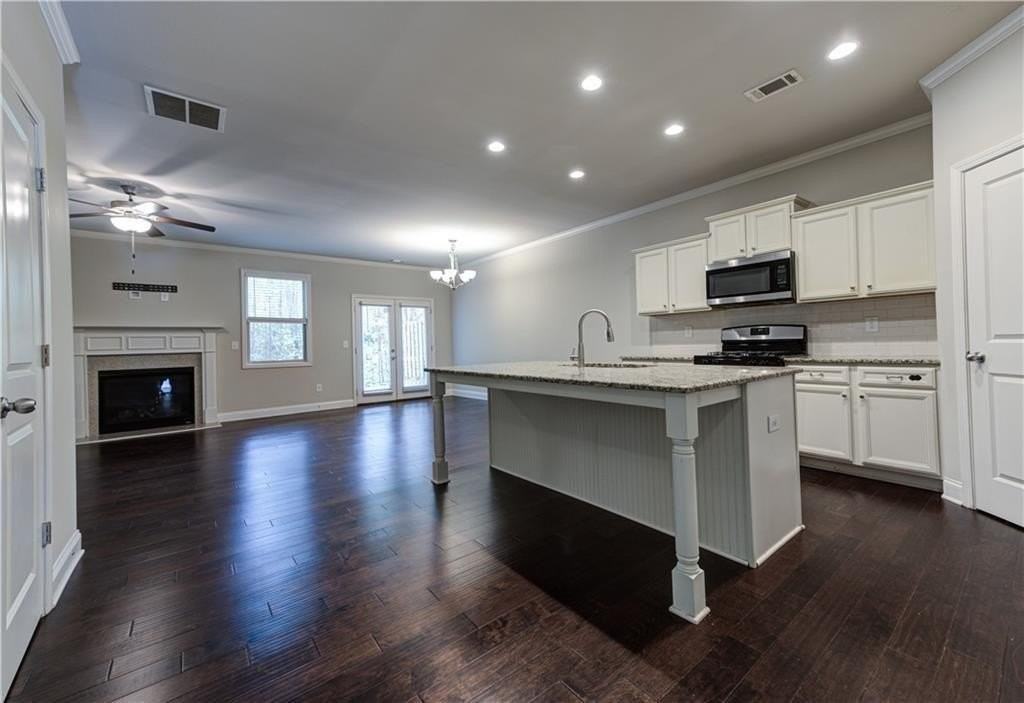 2039 Teagen Ct - Photo 5 of 18