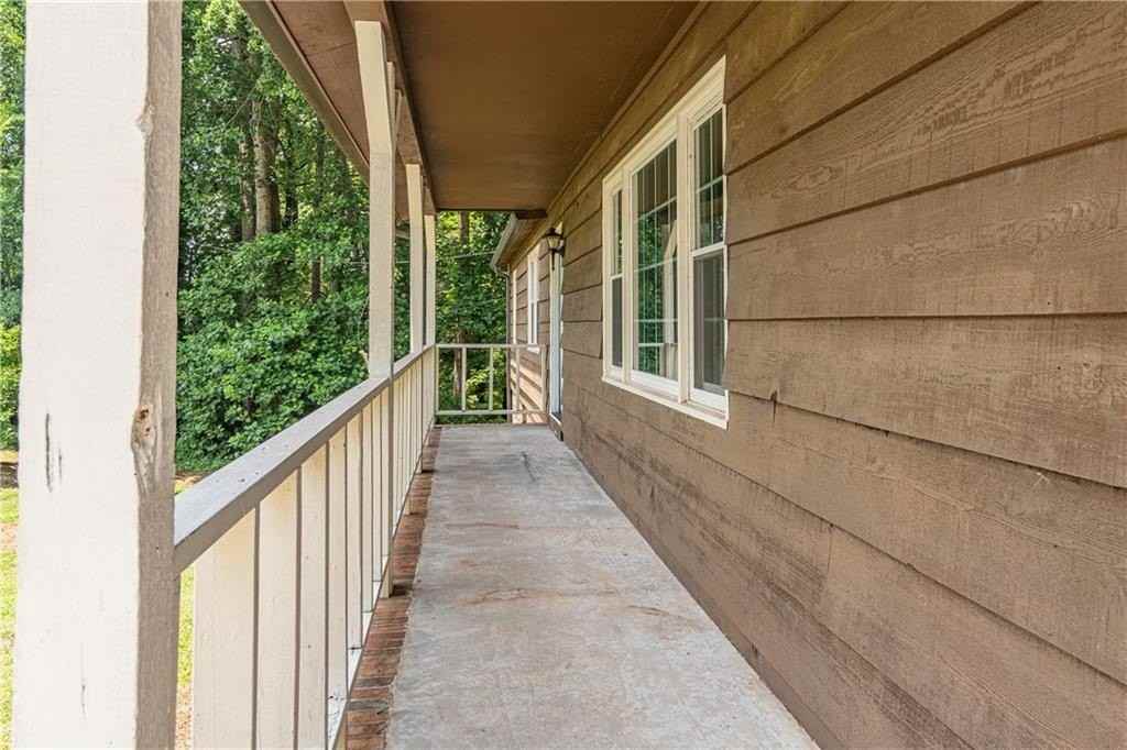 1115 Washington Ave - Photo 3 of 35