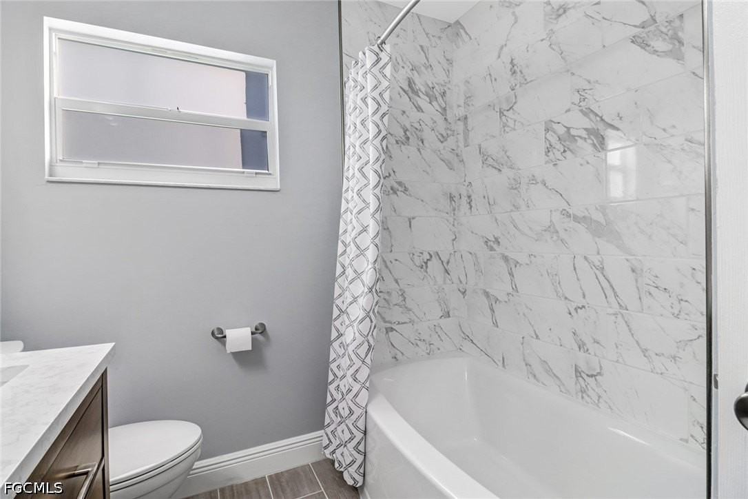 4312 S Bay Cir - Photo 6 of 18