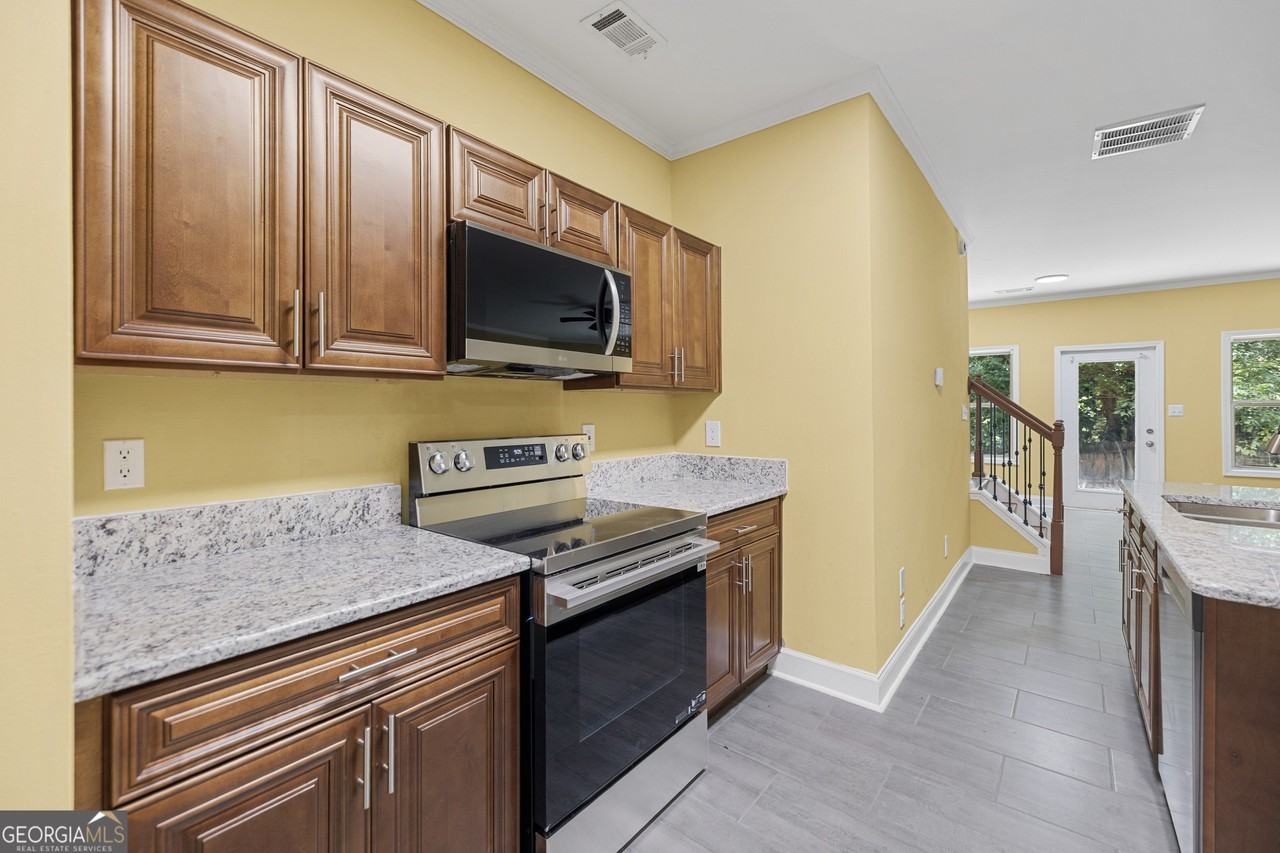 1110 Pepper Ln #8A - Photo 5 of 22