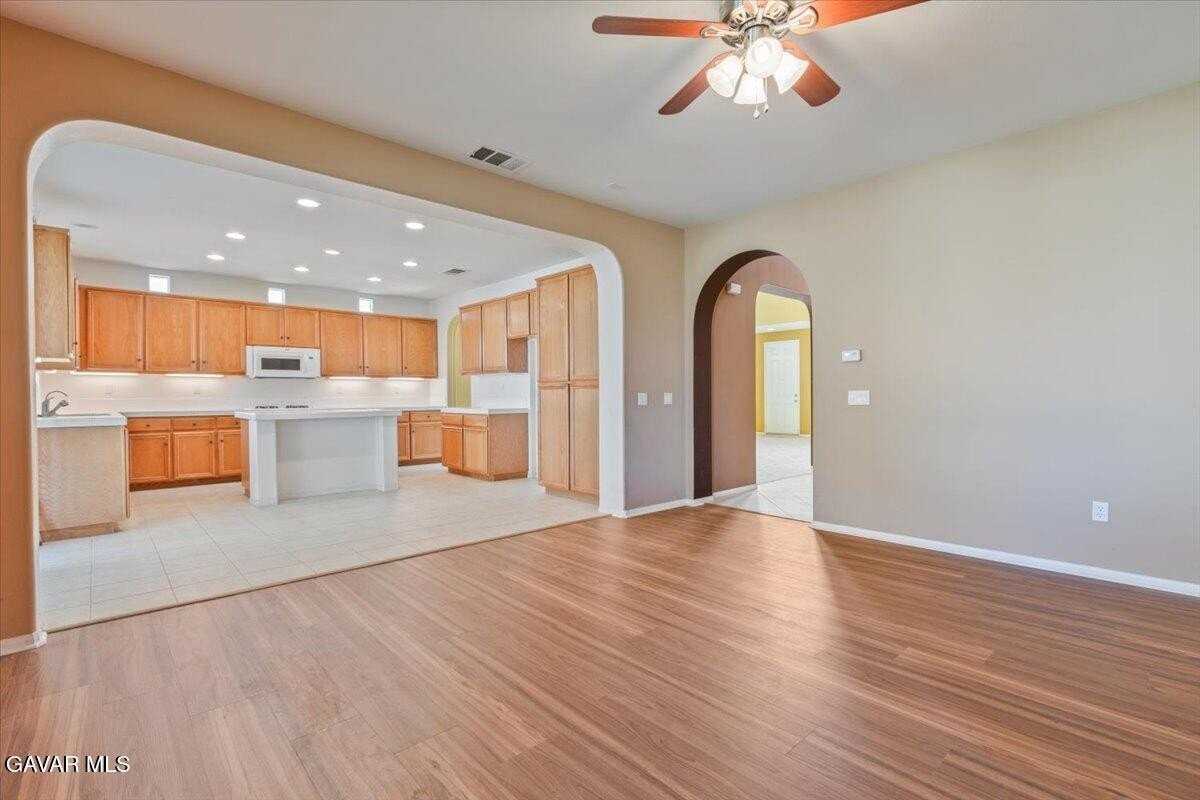 4821 W Avenue J4 - Photo 6 of 18