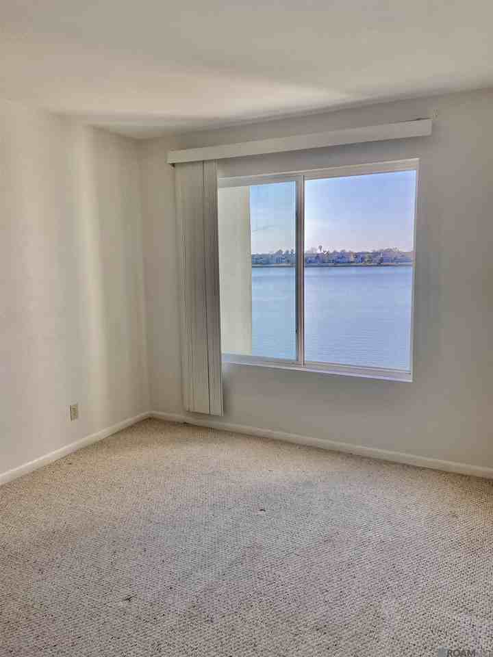 1490 Harbor Dr #205 - Photo 4 of 12