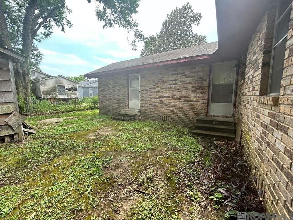 1538 Fig St - Photo 2 of 10
