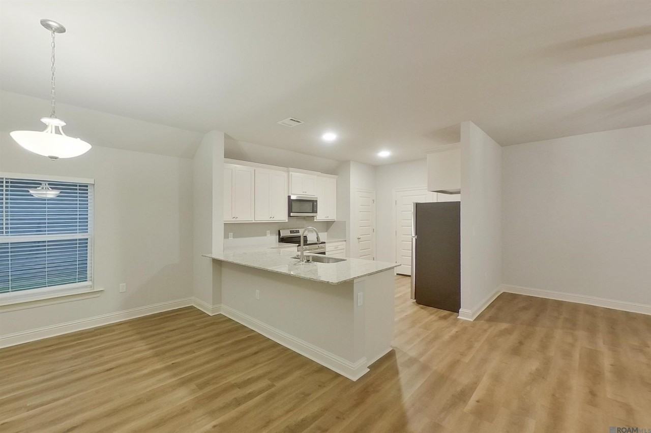 8034 Elliot Rd - Photo 7 of 22