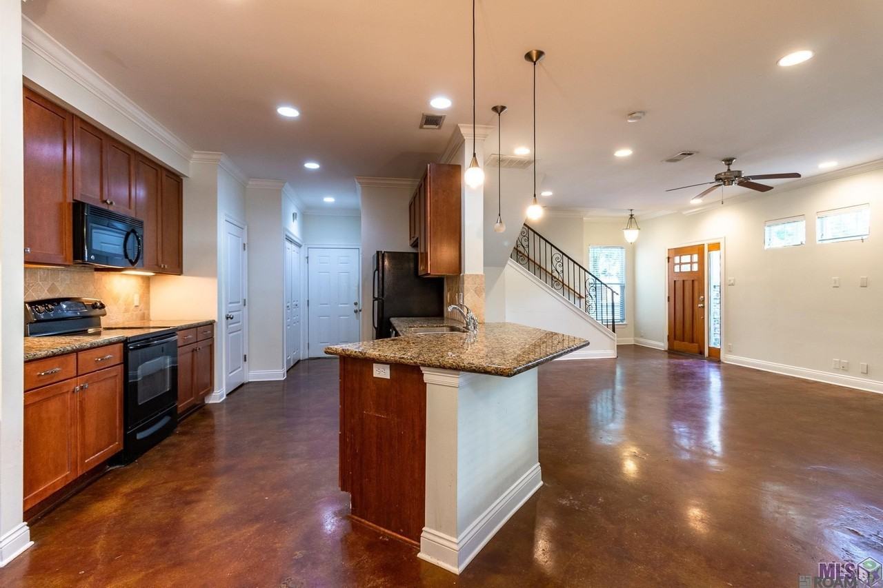 8000 Stonelake Village Ave #1701 - Photo 6 of 19