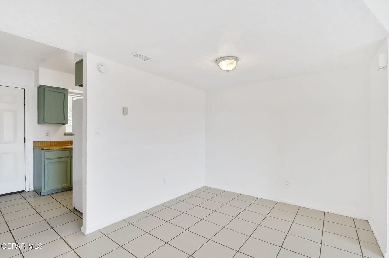 3017 E Glen Dr - Photo 5 of 12