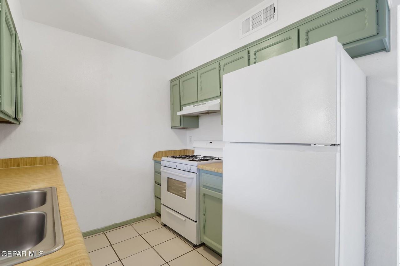 3017 E Glen Dr - Photo 7 of 12