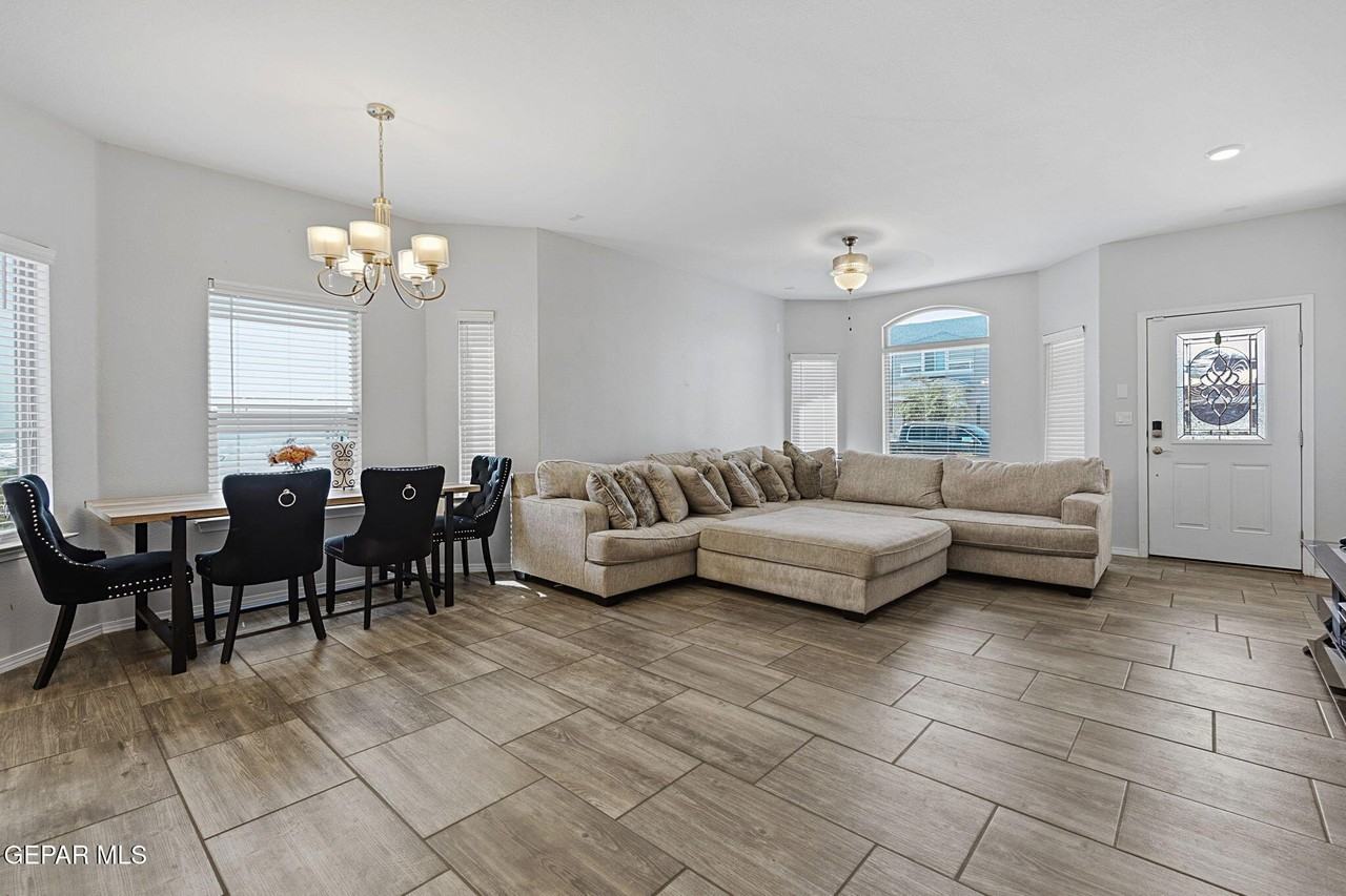 14841 Tierra Coruna Ave - Photo 6 of 30
