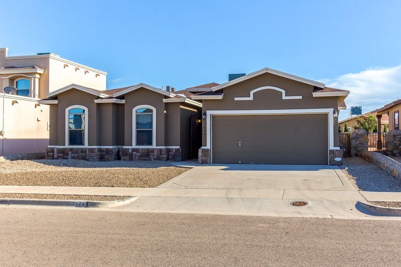 5444 Pedro Lucero Dr - Photo 3 of 32