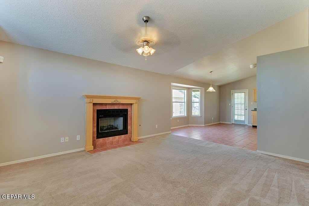 1417 Plaza Verde Dr - Photo 4 of 35