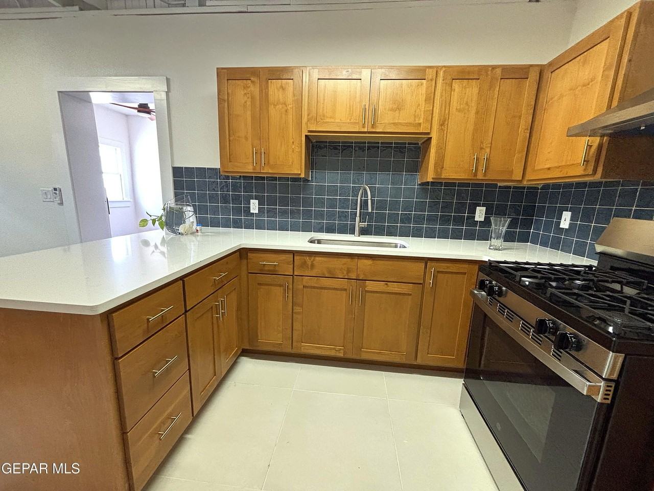 3116 Wheeling Ave #B - Photo 5 of 16