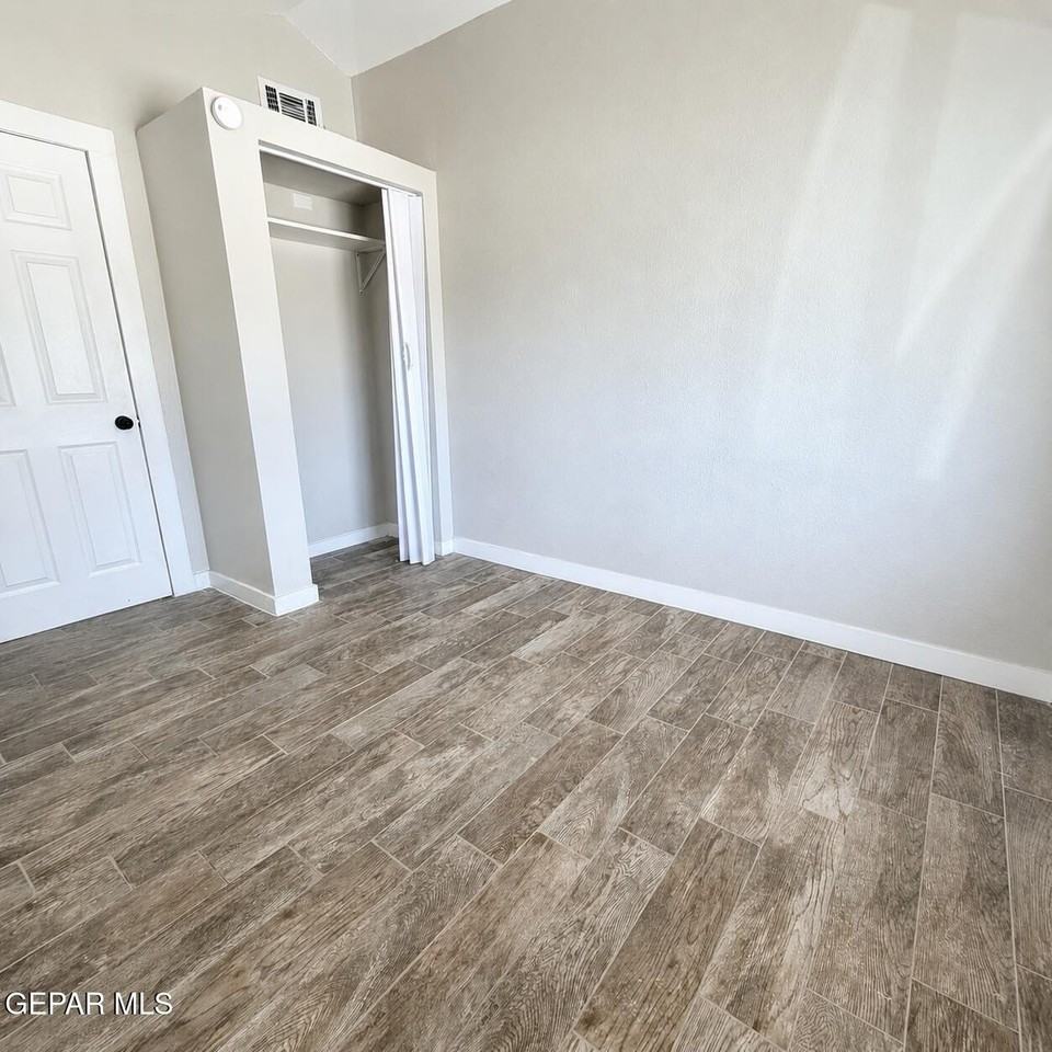 3726 Leavell Ave #A - Photo 6 of 8