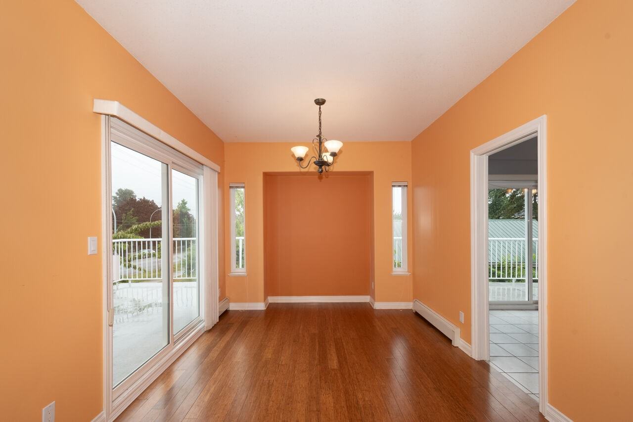 8546 164 Street - Photo 6 of 37