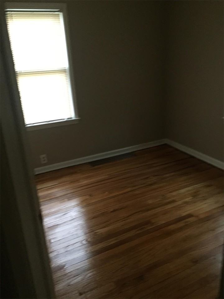 20529 Alcoy St - Photo 4 of 8