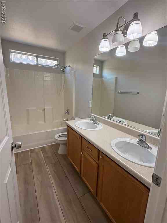 3632 Carisbrook Dr - Photo 4 of 6