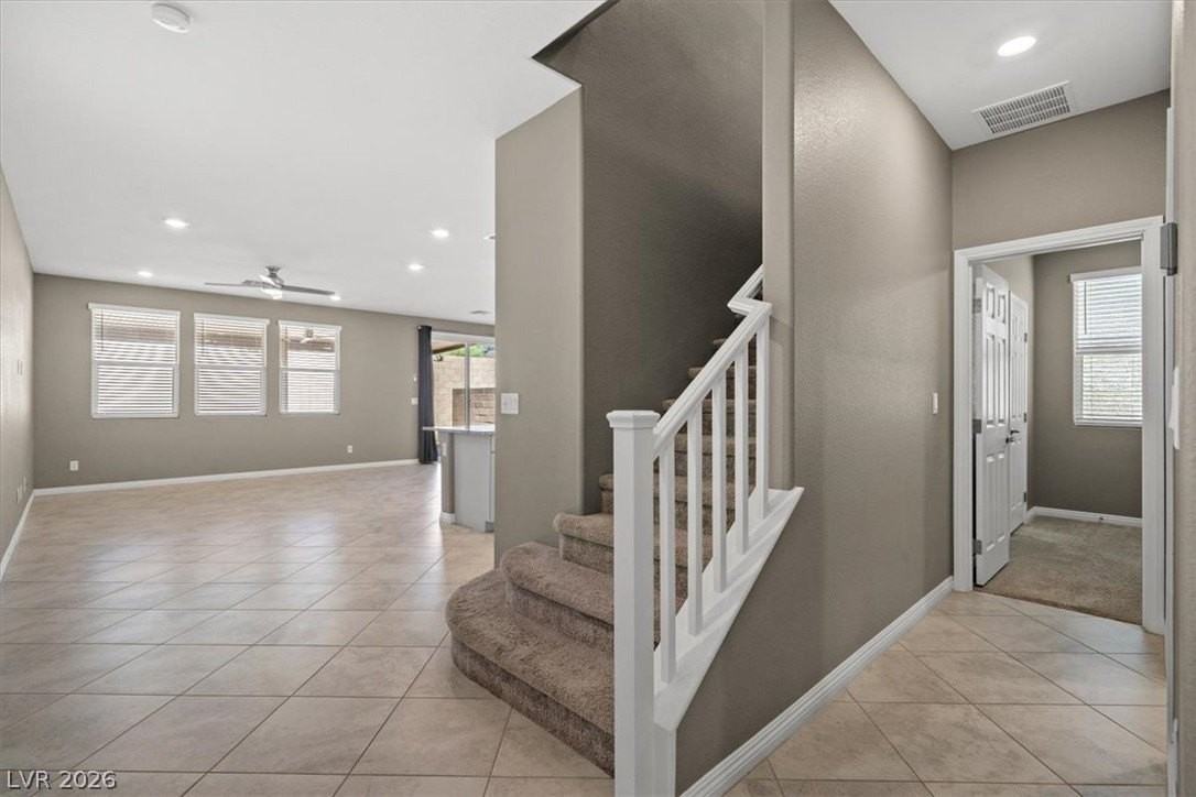 9677 Eamont River St - Photo 5 of 38