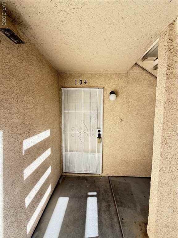 960 N Sloan Ln #104 - Photo 2 of 38
