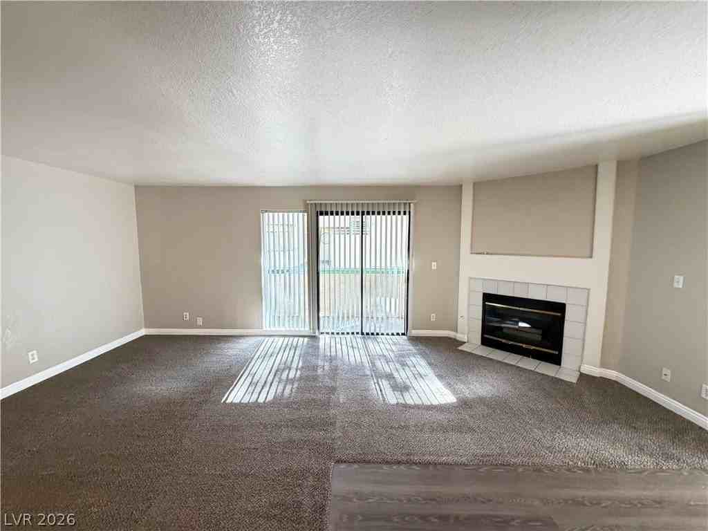 960 N Sloan Ln #104 - Photo 5 of 38