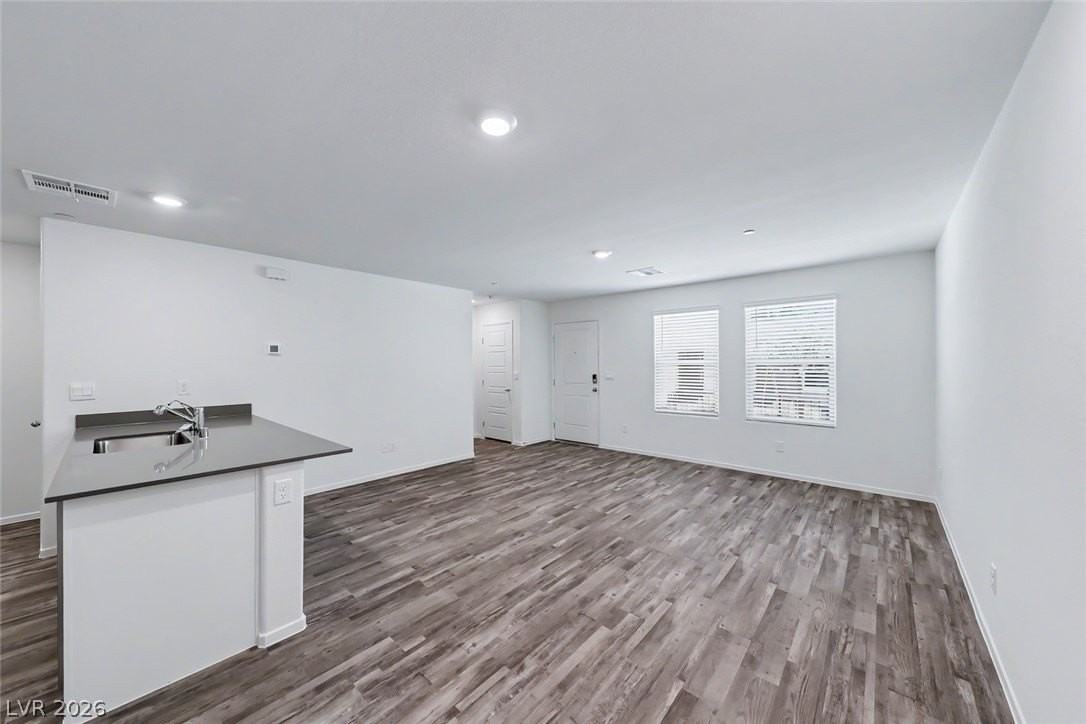 7368 Joanna Brook St - Photo 6 of 23
