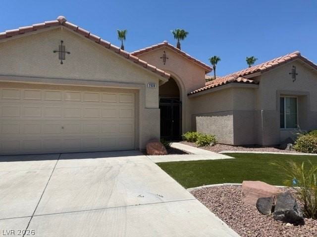 2939 Matese Dr - Photo 3 of 32