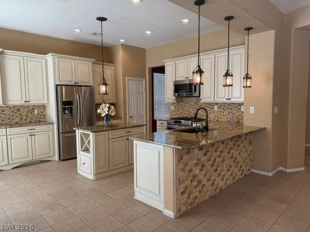 2939 Matese Dr - Photo 7 of 32