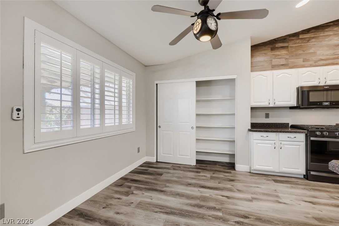 4407 Golden Palomino Ln - Photo 5 of 21