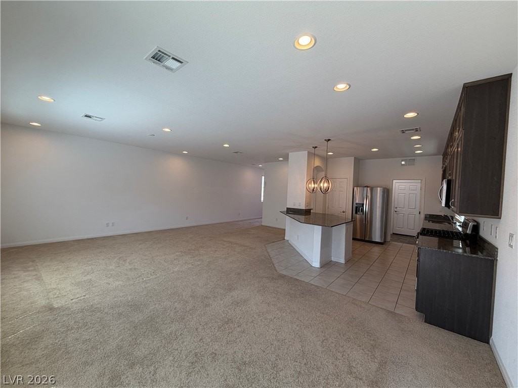 7869 Tyrell Peaks St - Photo 6 of 30