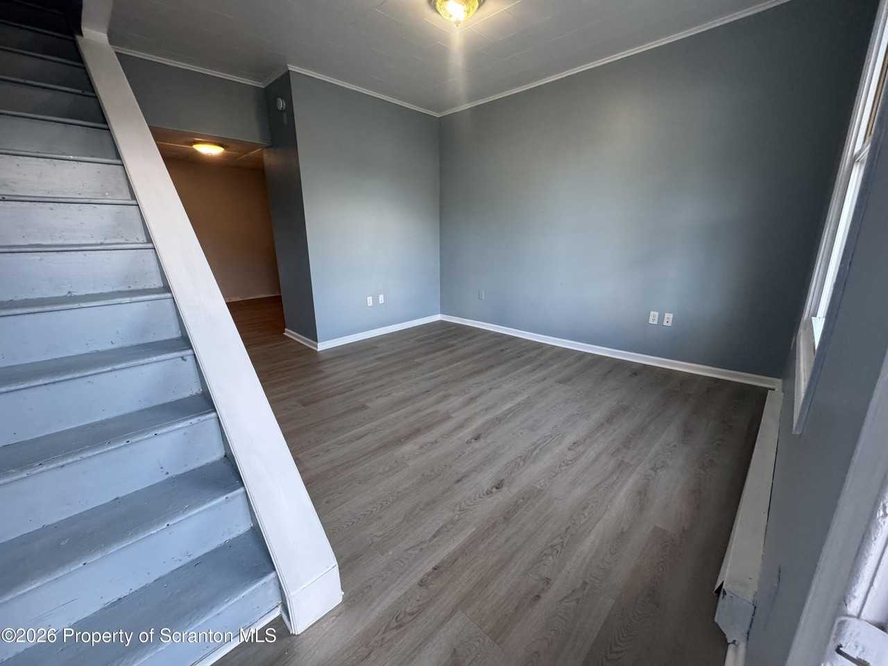 231 Reese St #231 - Photo 4 of 16