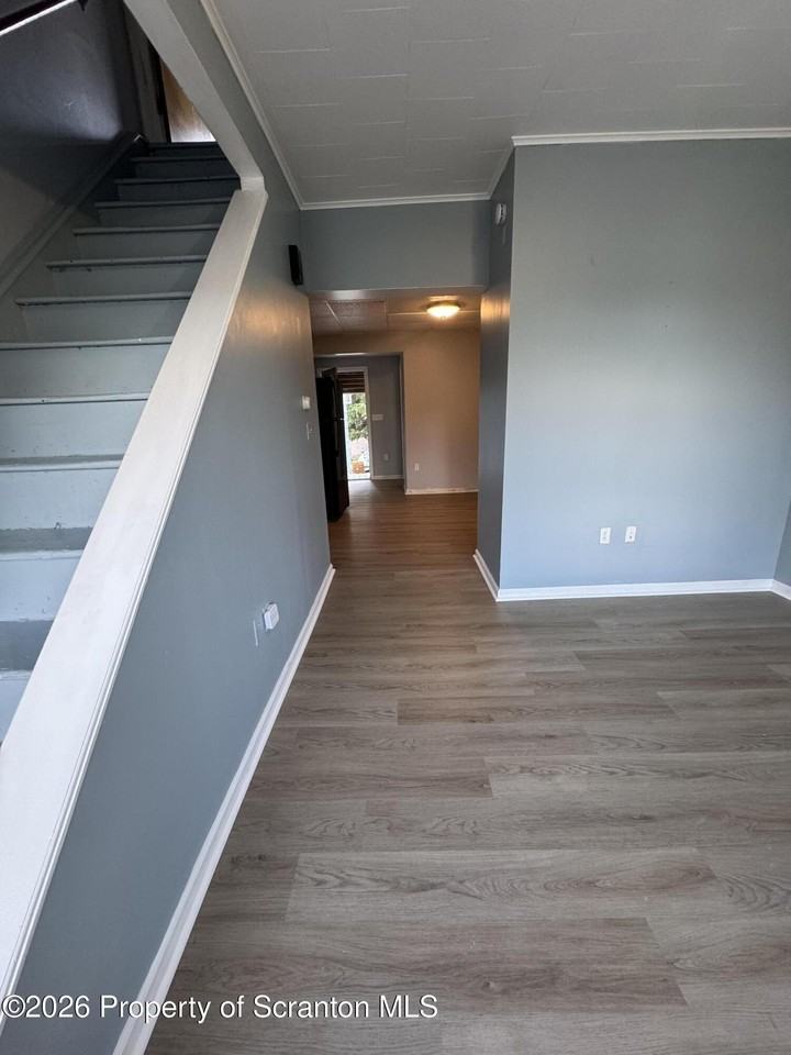 231 Reese St #231 - Photo 5 of 16