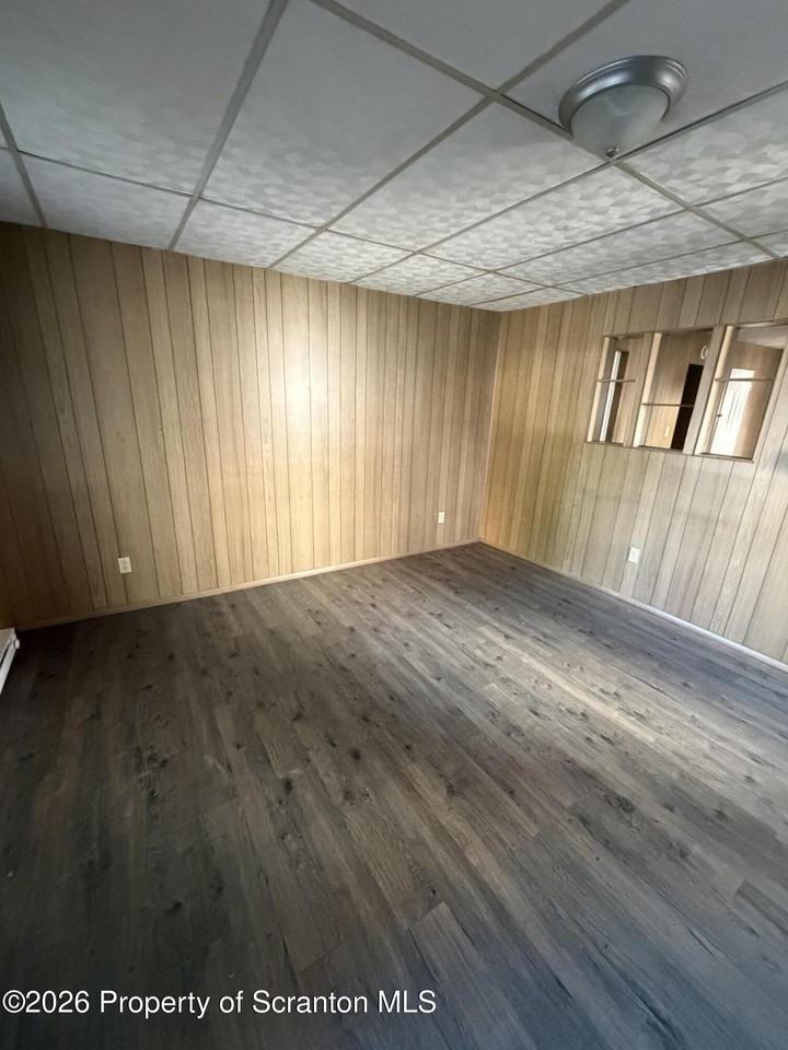 224 Fremont St - Photo 2 of 13