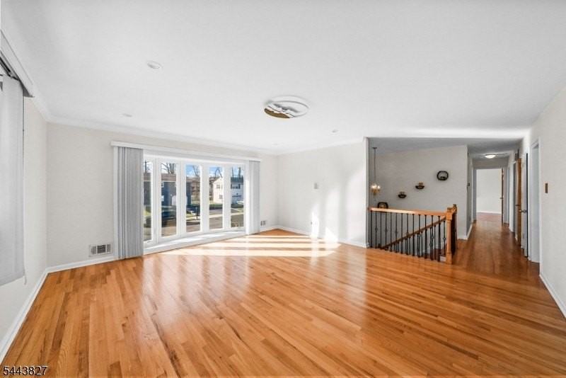 895 Patton St - Photo 3 of 19