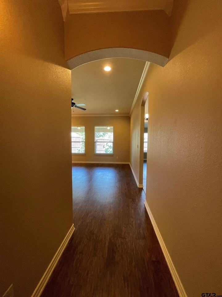 1750 Centennial Pkwy - Photo 4 of 21