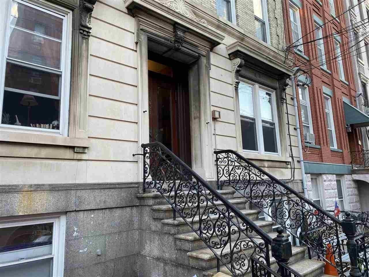 1021 Park Ave #2L - Photo 7 of 7
