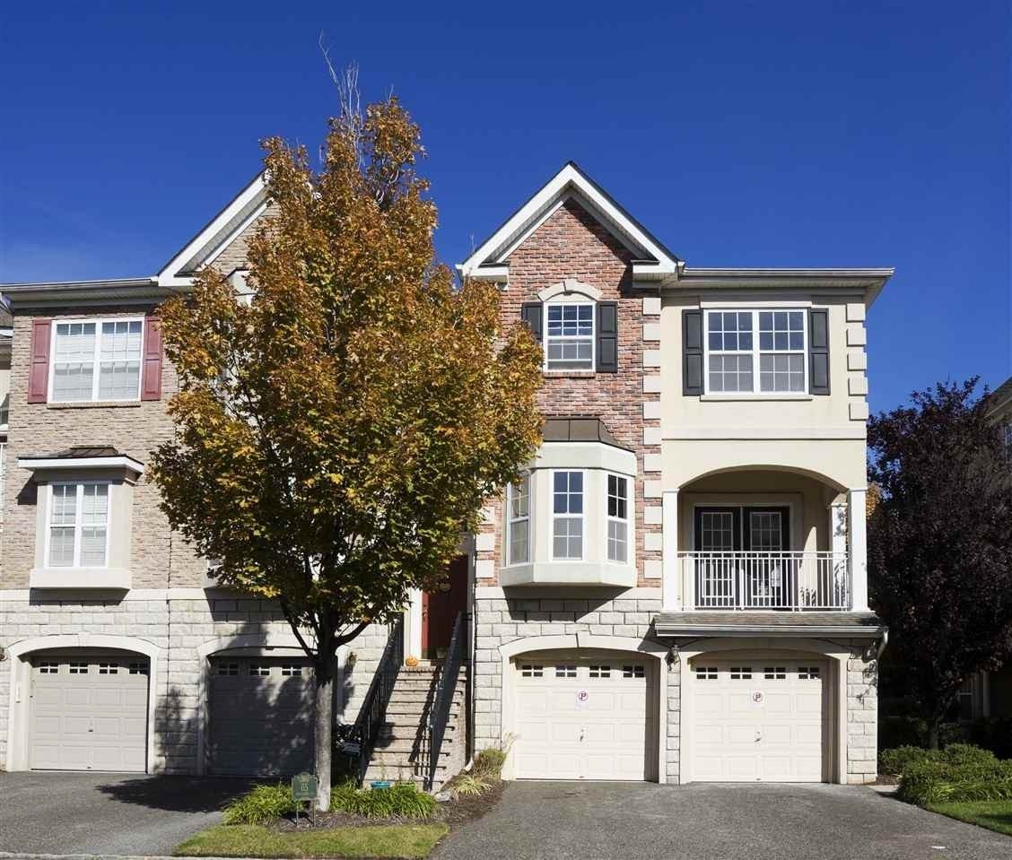 64 Mallard Pl - Photo 2 of 27