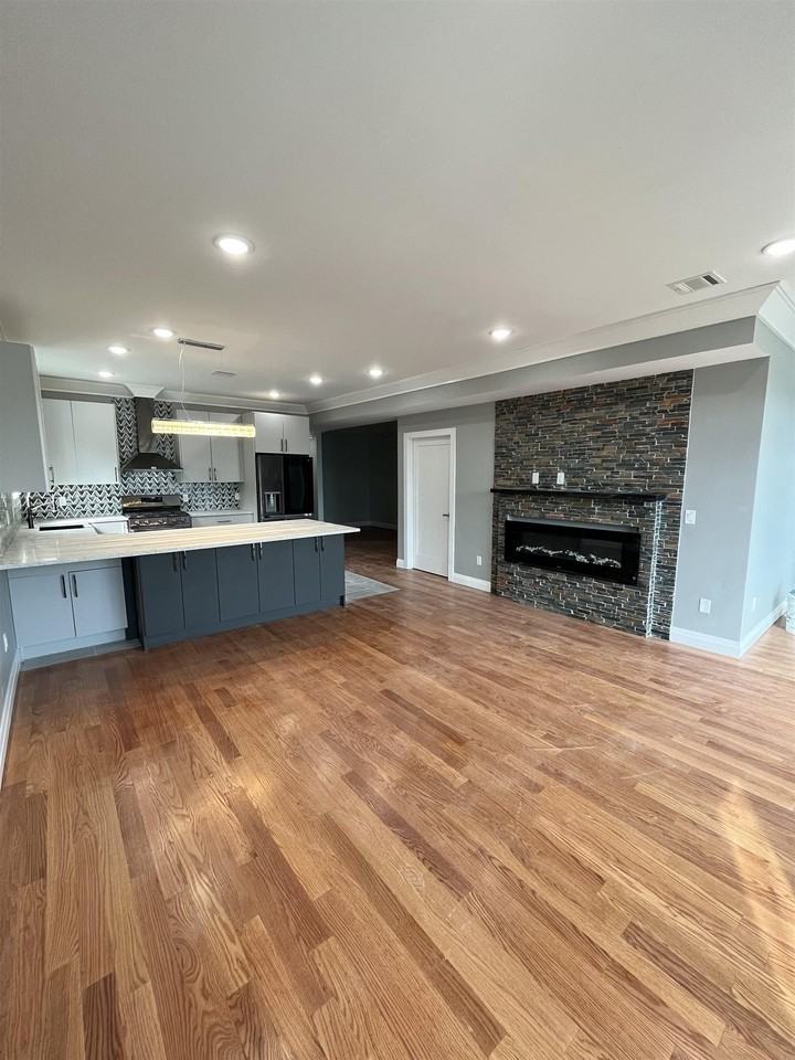 29 Wallis Ave #2 - Photo 3 of 15