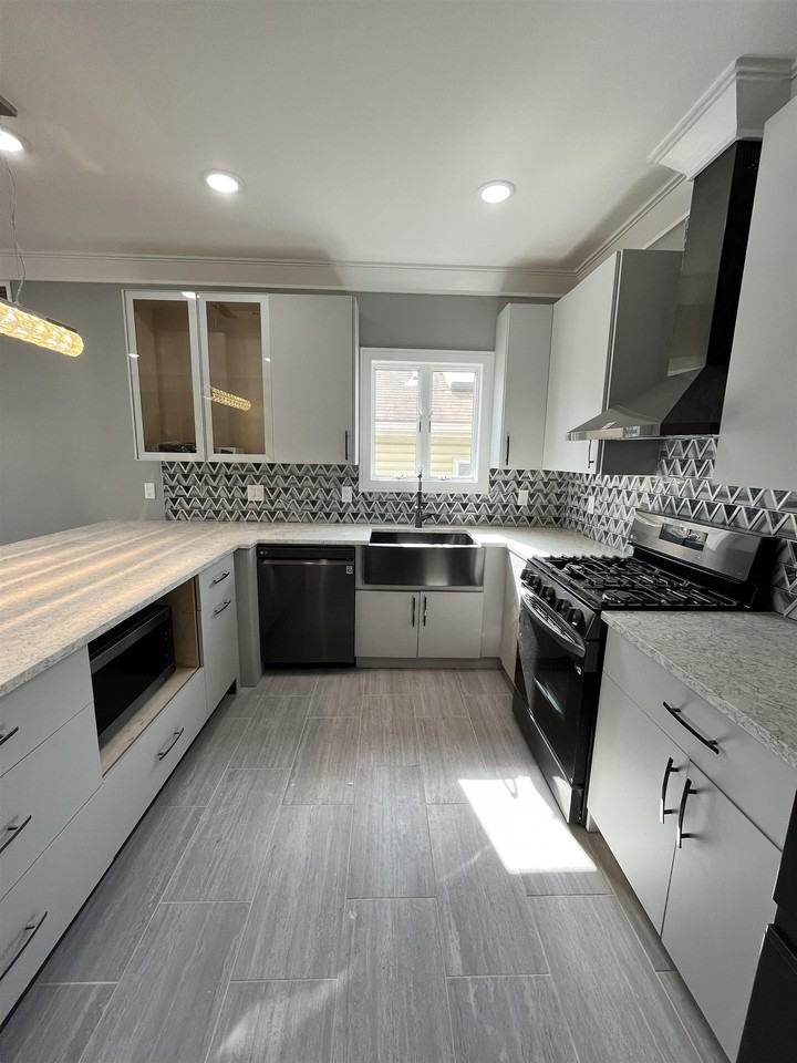 29 Wallis Ave #2 - Photo 6 of 15
