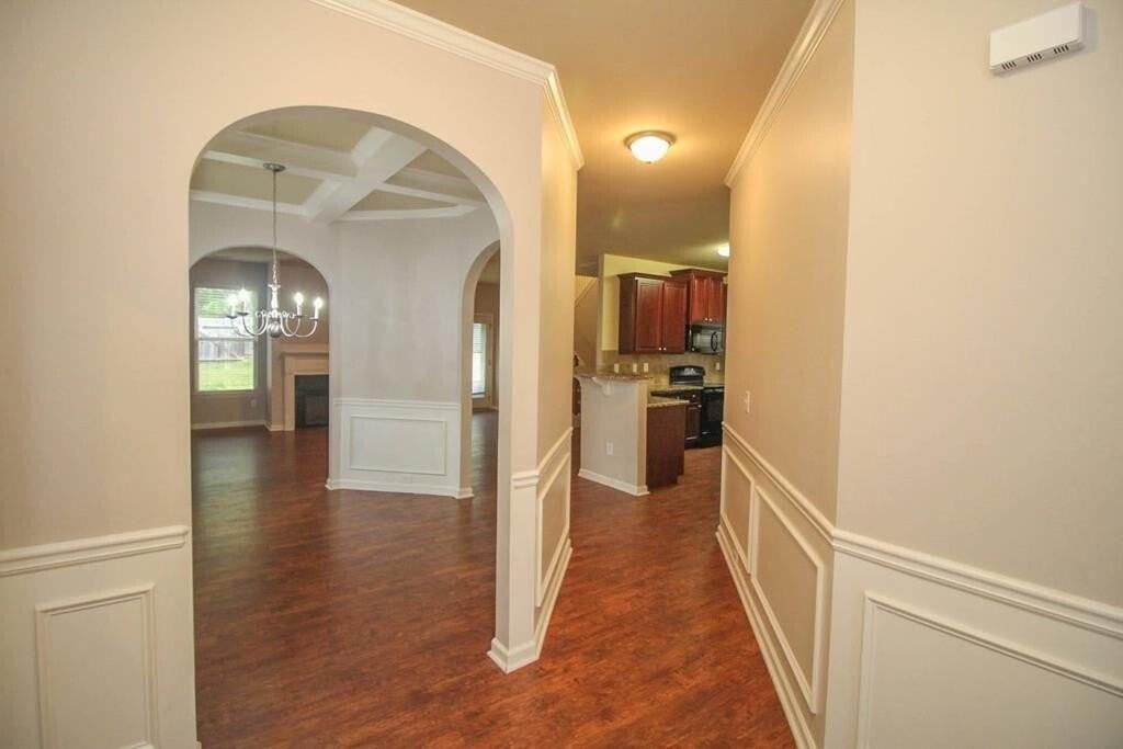 458 Lory Ln - Photo 5 of 37