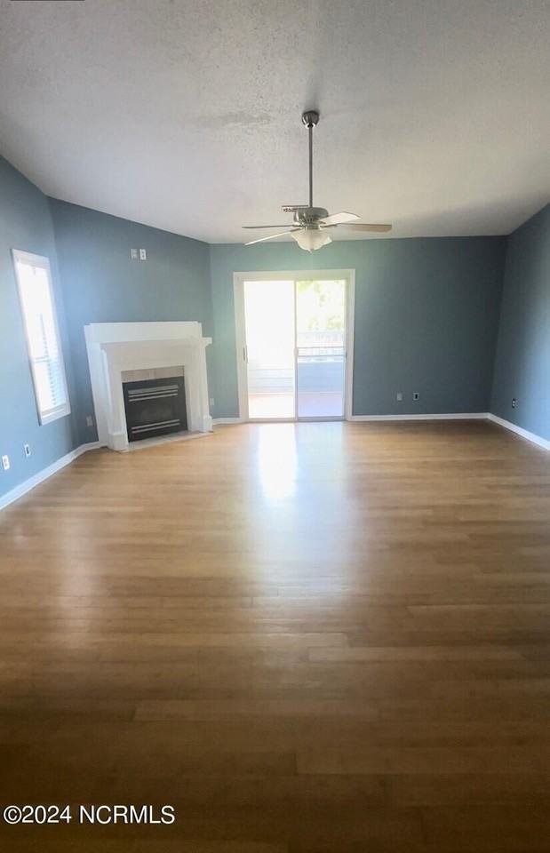 101 Breezewood Dr #A - Photo 5 of 9