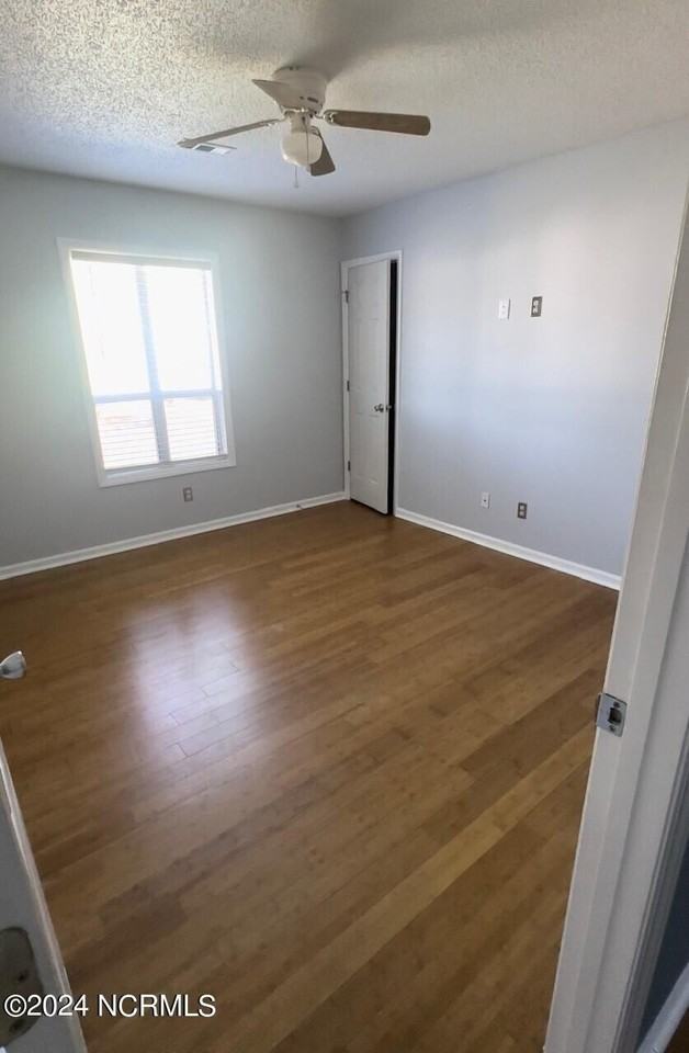 101 Breezewood Dr #A - Photo 6 of 9