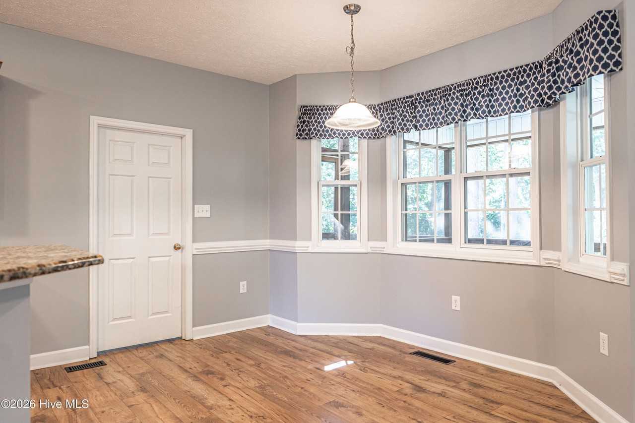 108 Silver Burn Pl - Photo 7 of 31