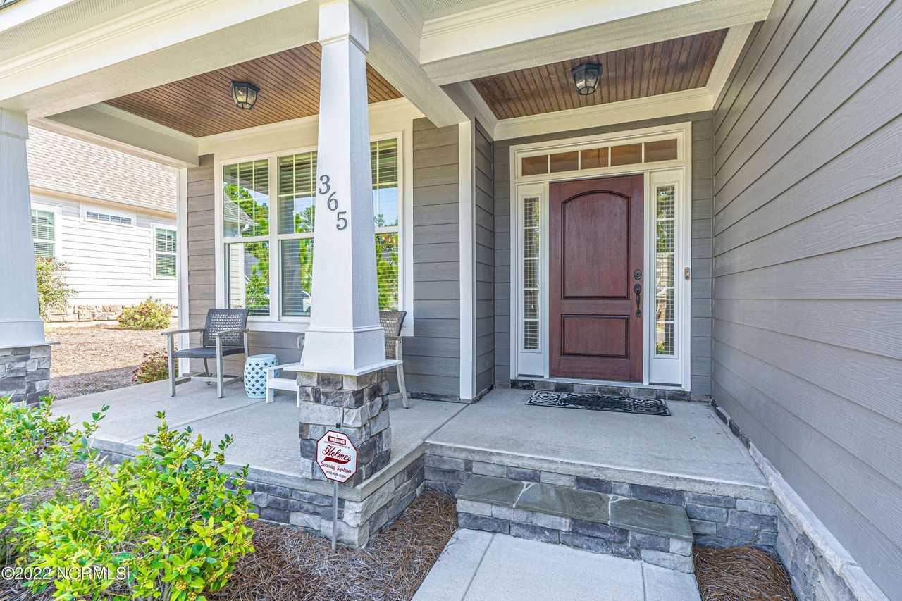 365 N Bracken Fern Ln - Photo 3 of 50