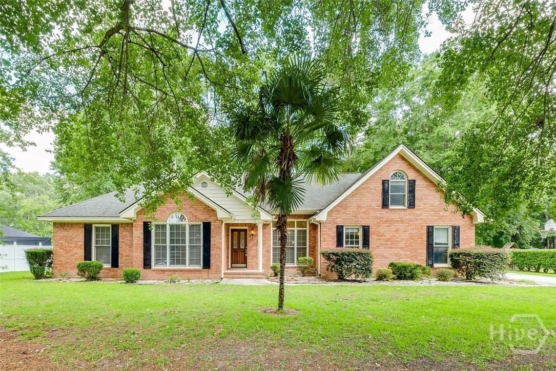 114 Red Bluff Cir - Photo 2 of 40