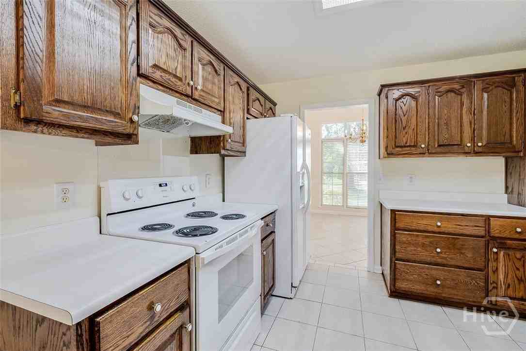 114 Red Bluff Cir - Photo 6 of 40