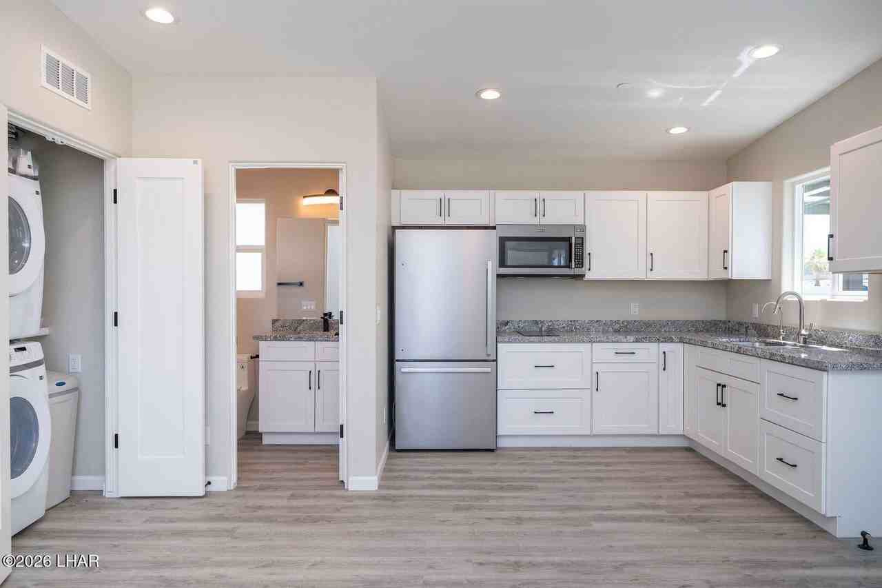 2441 Mcculloch Blvd N #F - Photo 4 of 8