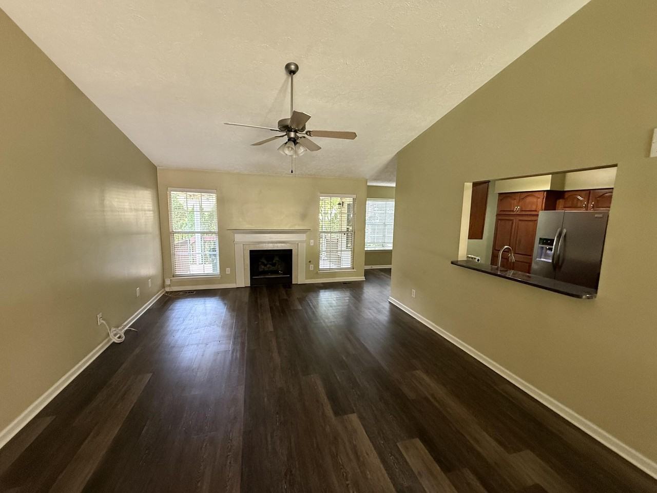 3604 Brookgreen Cir - Photo 5 of 21